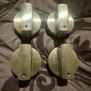 Genuine Maytag Range Control Knobs (#NI0858252)